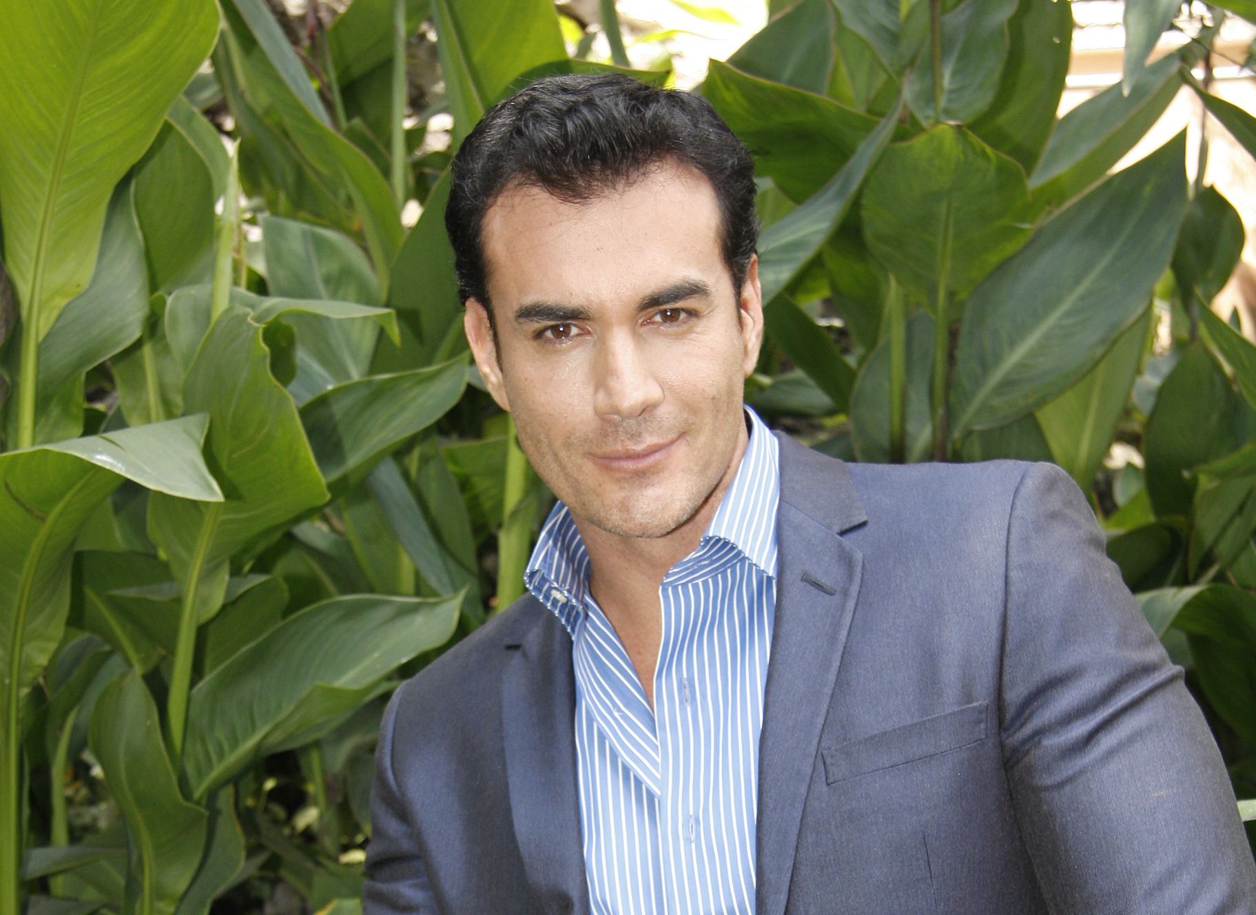 ¡Otro más! Se filtra foto del actor David Zepeda completamente desnudo