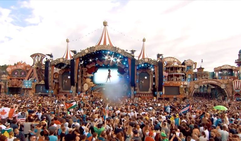 ¿Tomorrowland se hará de forma presencial este año?