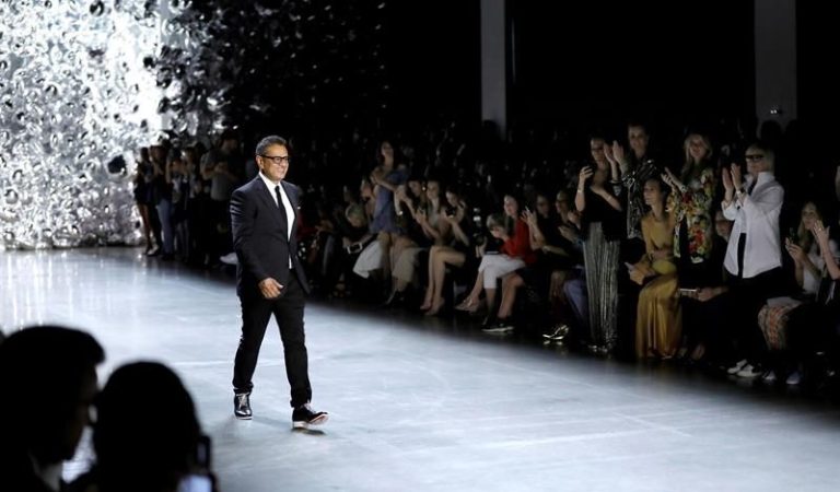 Diseños de Calvin Klein y Oscar de la Renta desfilaron en la pasarela del NYFW??