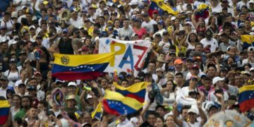 Gloria al Bravo Pueblo