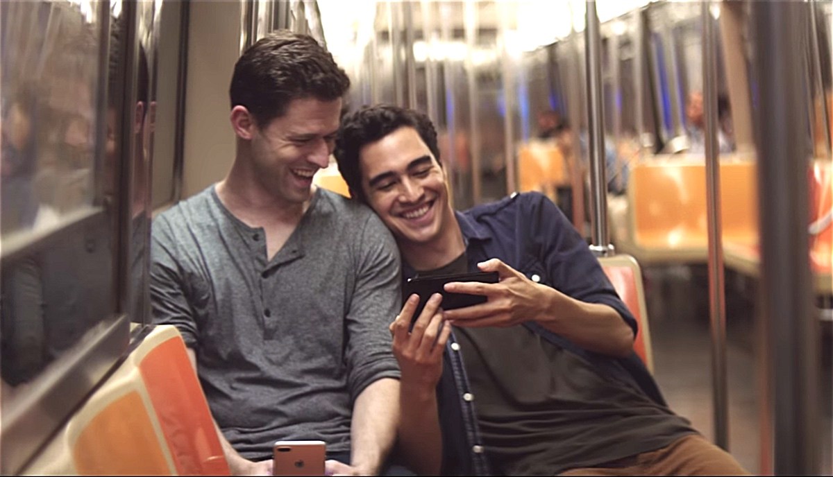 Grabaron a una pareja gay teniendo sexo en el metro ?‍❤️‍?‍??