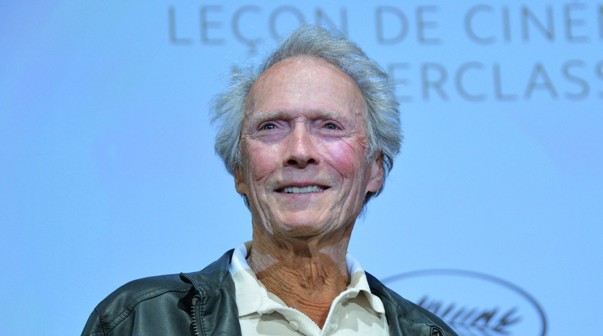 Clint Eastwood prepara su próximo proyecto, con planes para dirigir «Juror No. 2»
