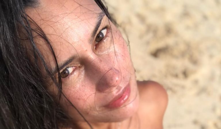 Alejandra Sandoval decidió mostrarse en bikini y este fue el sensual resultado [+Fotos]