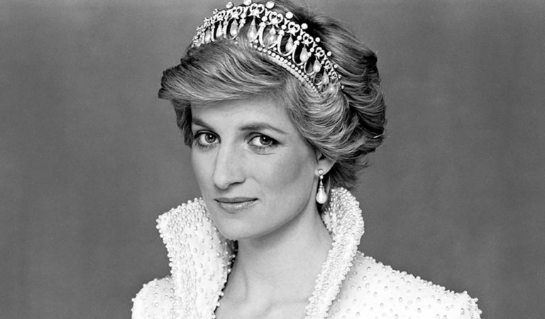 Años después: Sale a la luz pública la razón por la que Diana de Gales dejó de vestir Chanel ??