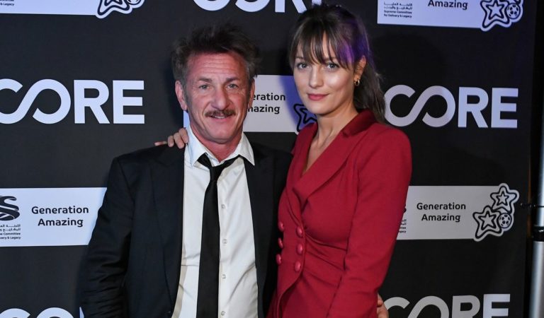 Sean Penn se casó por Zoom con la actriz Leila George