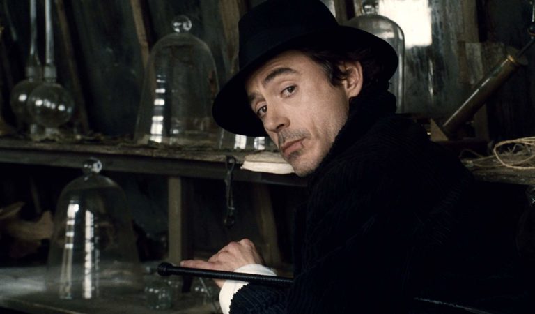 Sherlock Holmes: Robert Downey Jr. quiere meterse en otro Universo Cinematográfico