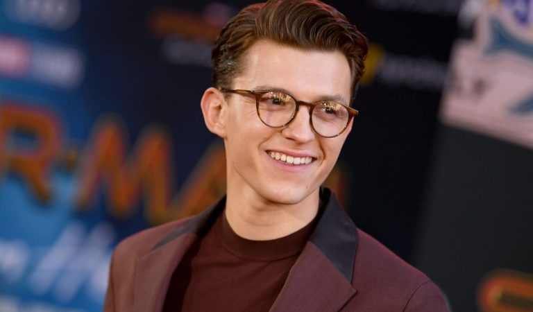 El papel de Spider-Man le otorga a Tom Holland el título de «Hombre del Año 2021»