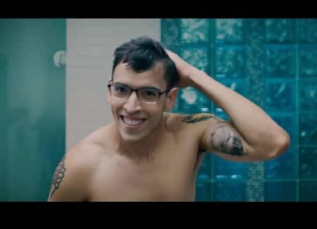 «Te lo buscaste»: Jesús Dakapo debutó como actor en su nuevo videoclip