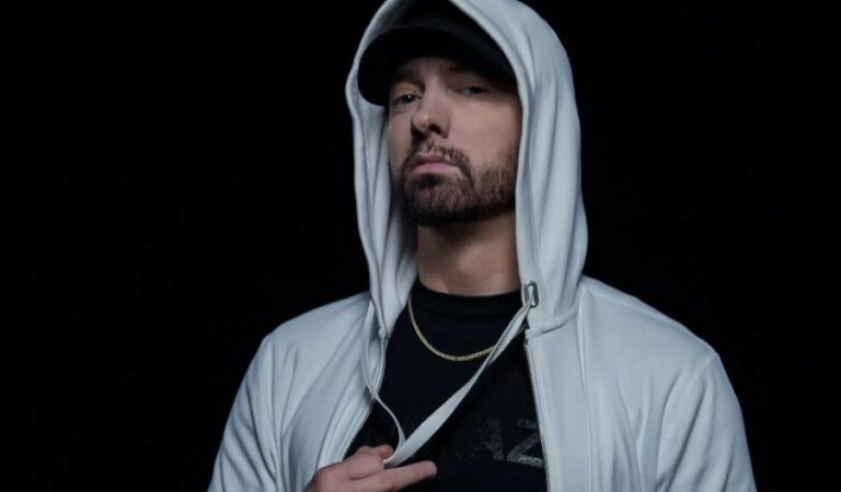 ¡Con todo! Eminem sigue al pie de la lucha en contra del coronavirus en Detroit ?❌