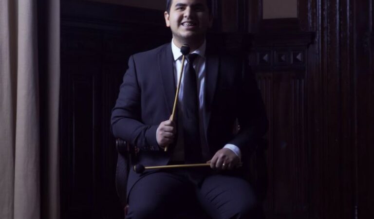 Con su gran talento, el zuliano Teobaldo Luzardo aporta éxito a la orquesta Latin Vox Machine