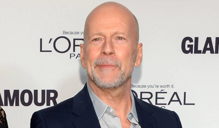 Bruce Willis se rehúso a ponerse el tapaboca en un establecimiento y tuvo que disculparse