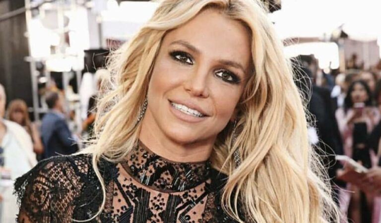 Haciendo hasta lo imposible… Britney Spears lucha para deshacerse de la tutela de su padre ?❌