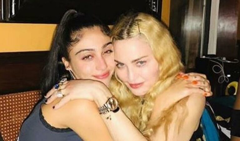 Con «espíritu juvenil»: La hija de Madonna es la protagonista de la nueva campaña de Marc Jacobs 🌹👜