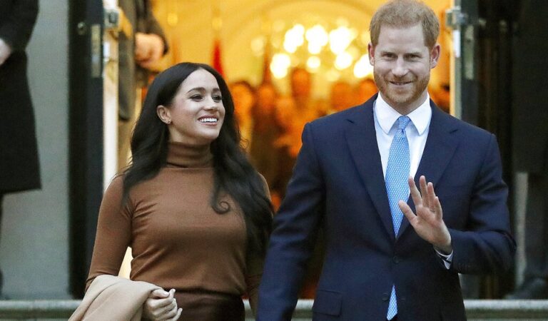Tras un año desligados de la realeza: El patrimonio neto de Meghan Markle y el príncipe Harry es sorprendente 🤑💲