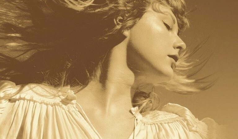 Taylor Swift recupera su música con el relanzamiento de «Fearless» ??