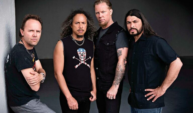 Metallica reedita su «Black Album» con más de cincuenta colaboraciones ??