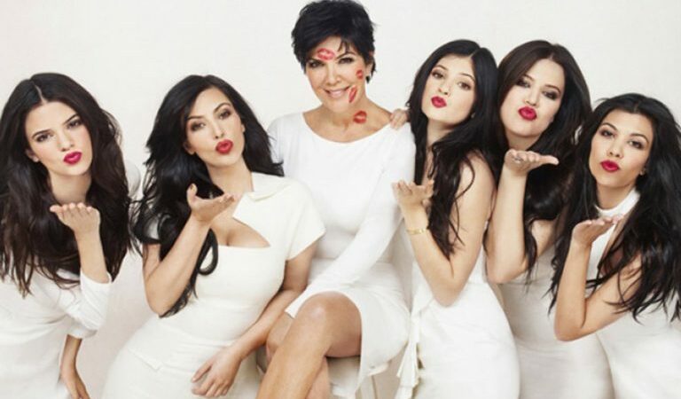 Kourtney, Kim, Khloé, Kendall o Kylie, ¿quién es la Kardashian-Jenner más difícil para trabajar? 😳😅