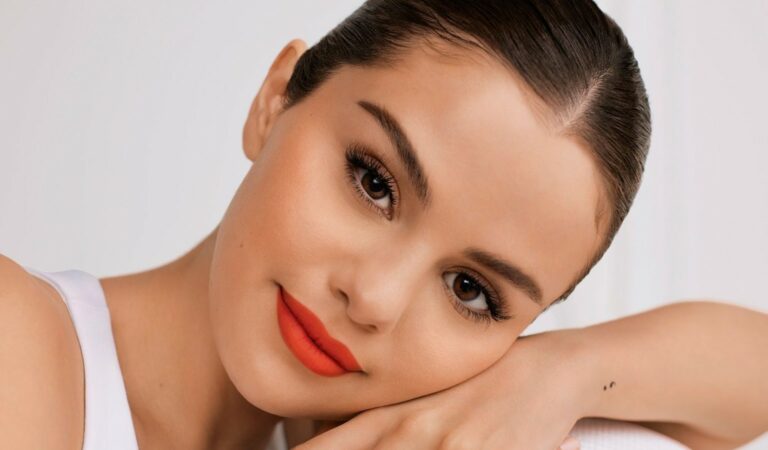 «Me sentí menos»: Selena Gomez reflexionó ante sus relaciones amorosas 🥺💔