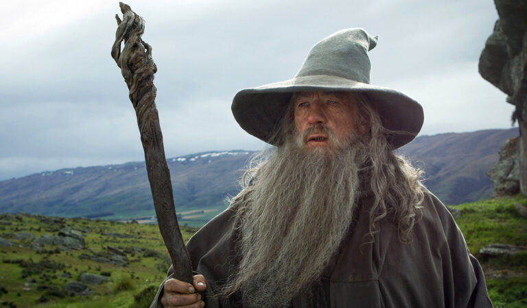 Ian McKellen responde a las especulaciones sobre si estará o no dando vida a Gandalf en la serie «El Señor de los Anillos»