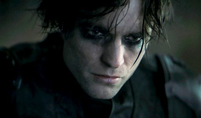 The Batman: Robert Pattinson dice que el personaje no será un héroe directo