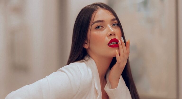 ¡Arrasando! Sugey Muñoz, la modelo venezolana que protagoniza “Si te atreves” de J Balvin