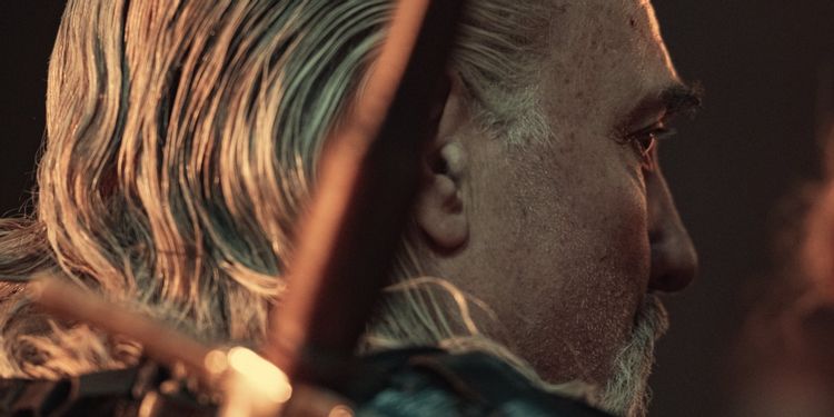 La imagen de la segunda temporada de The Witcher ofrece un primer vistazo al mentor de Geralt, Vesemir