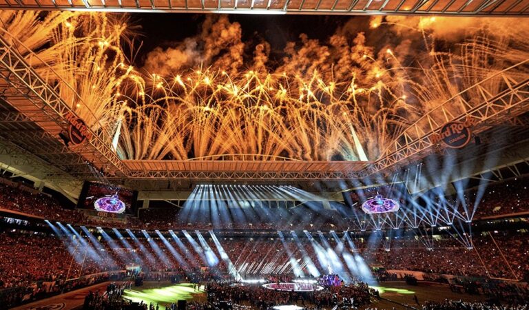 ¿Cuál ha sido el mejor show de medio tiempo del Super Bowl? ??