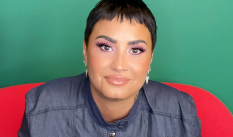 Demi Lovato aseguró que tendría una relación con un extraterrestre 👽🔥