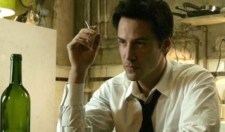 Keanu Reeves dice que le encantaría hacer otra película de Constantine