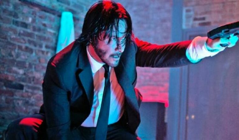 Las películas de John Wick tienen muchos planos generales para mostrar a Keanu Reeves en acción