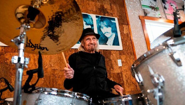 Alan White, batería de Yes y Plastic Ono Band, ha muerto a los 72 años