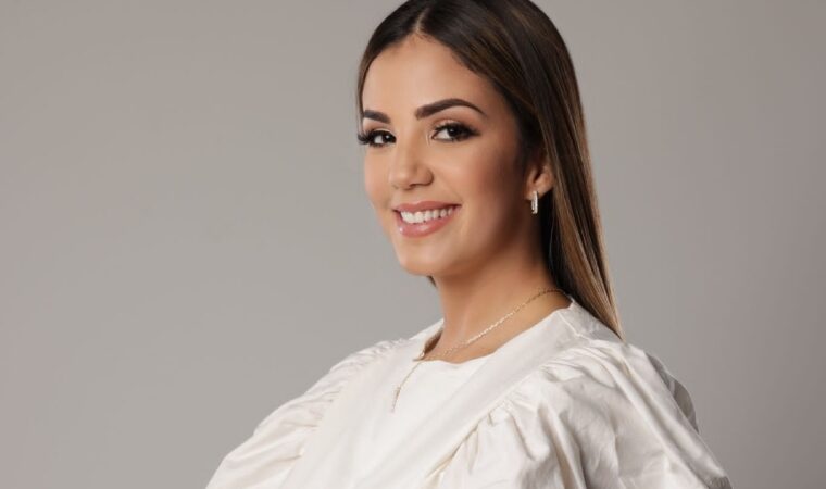 ¡Orgullo venezolano! Antonella González se une al staff de Telemundo para llevar todos los pormenores de Qatar 2022