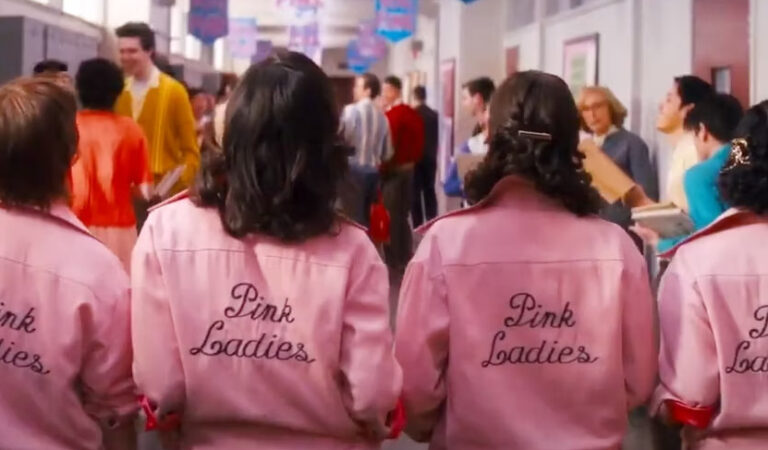 El tráiler de la precuela de Grease muestra el origen de las Pink Ladies