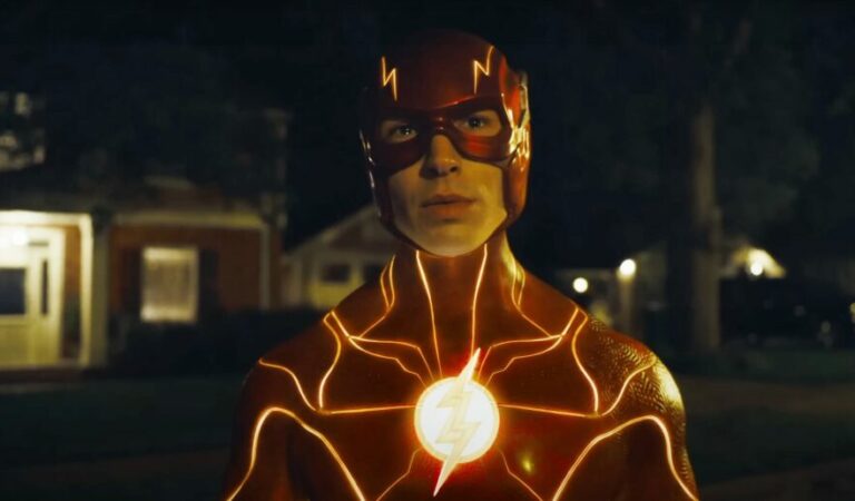 La película de The Flash por fin reconoce a Batman V Superman