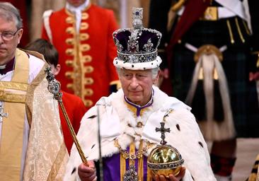 Día histórico para Inglaterra: Así se vivió el momento exacto de la coronación del rey Carlos III