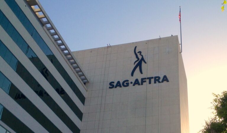 SAG-AFTRA publica condiciones contractuales más detalladas