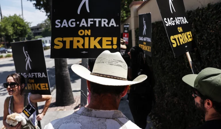 SAG-AFTRA aprueba el rodaje de 39 proyectos independientes durante la huelga