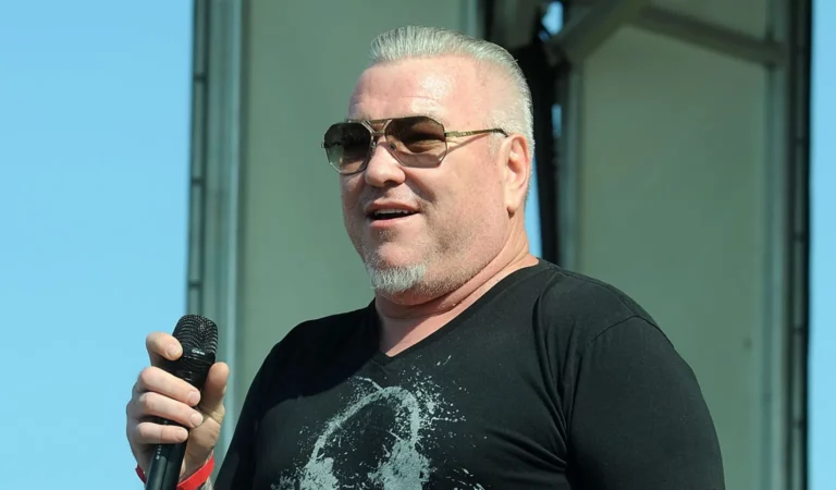 Steve Harwell, ex cantante principal de Smash Mouth, fallece a los 56 años