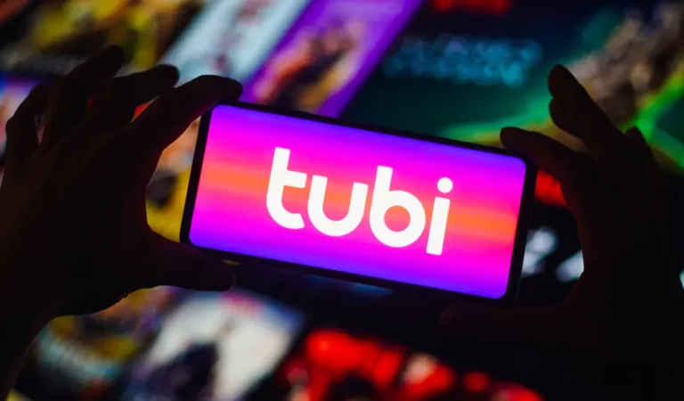 Tubi y ChatGPT ofrecerán recomendaciones de cine y televisión basadas en IA