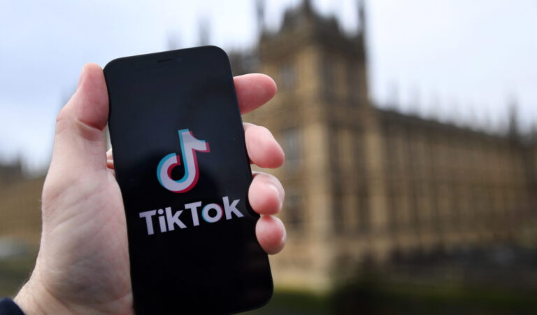 UMG le retira la música a TikTok por desacuerdos en las regalías