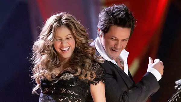 ¡Shakira se convirtió en estilista de Alejandro Sanz! El divertido vídeo de los amigos en la peluquería que enciende rumores
