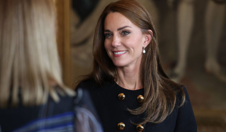 Kate Middleton reapareció y estuvo de compras junto a su esposo [+Video+Foto]