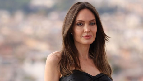 La historia de nunca acabar: Angelina Jolie acusa a Brad Pitt de maltrato físico