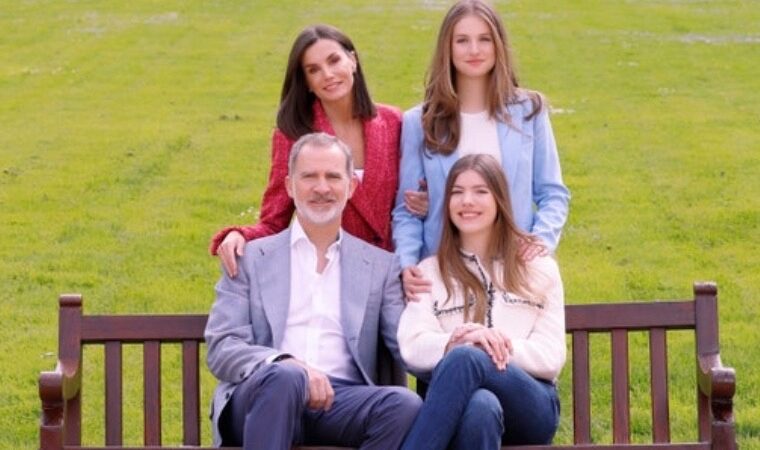 ¡De aniversario! Los reyes Felipe y Letizia de España celebran su aniversario con fotos familiares