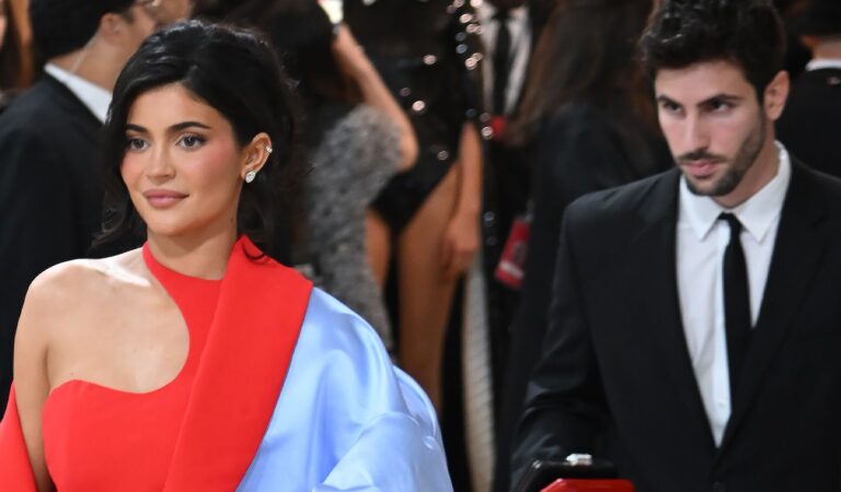 Modelo aseguró que fue despedido por «eclipsar»a Kylie Jenner en la Met Gala