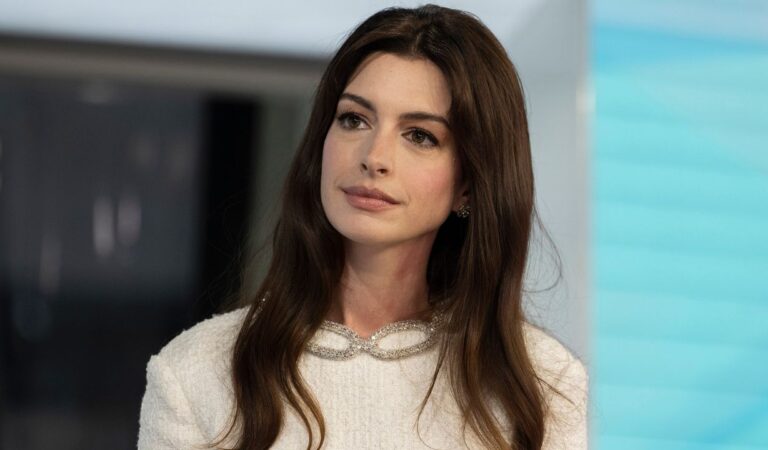 ¡Es oficial! Anne Hathaway vuelve a El diablo viste a la moda