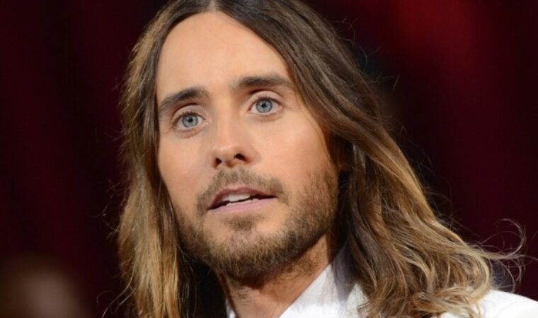 “Llevan mucho tiempo esperando”: Jared Leto ora por la libertad de Venezuela 