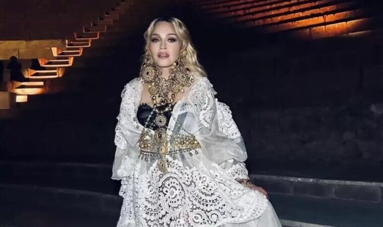 La cantante Madonna financió un proyecto de teatro infantil en Pompeya