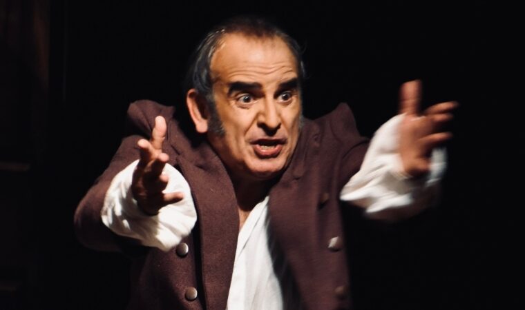 ¡De regreso al teatro! “Mi último delirio: Simón Bolívar” se presenta con nuevas funciones