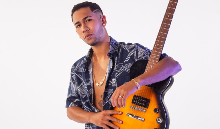 “Señor” es el primer sencillo de Carlos Raúl, el venezolano que debutó en tarima con Romeo Santos